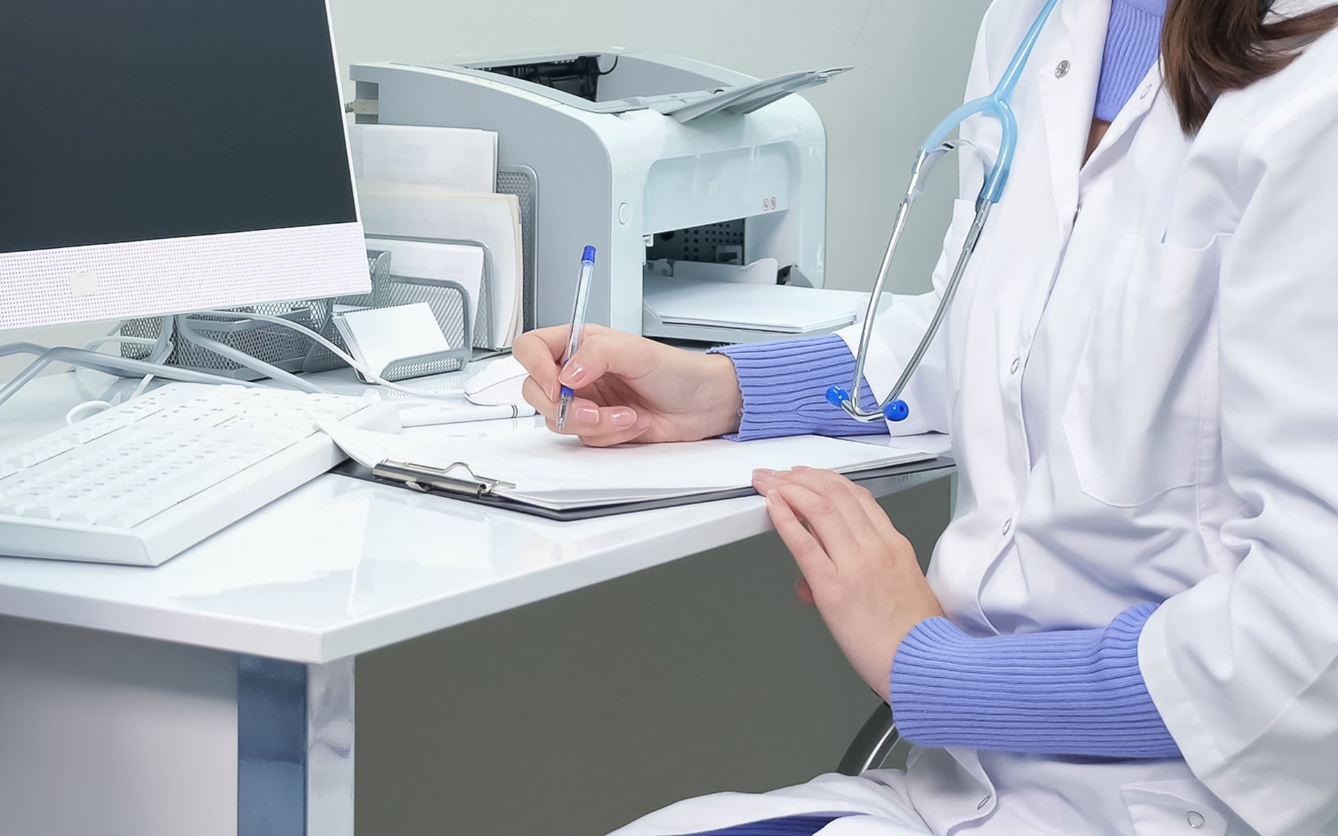 TMS Health Center | Comprehensive Evaluation, Daily TMS Sessions and Progress Monitoring and Adjustments